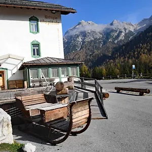 2* Estalagem Rifugio Ospitale